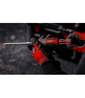 DESTORNILLADOR MULTIPUNTAS 14 EN 1 CON CARRACA  MILWAUKEE