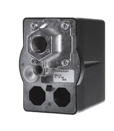 PRESOSTATO 0-8 BAR 4 VIAS TRIF. CON PROTECCION MOTOR