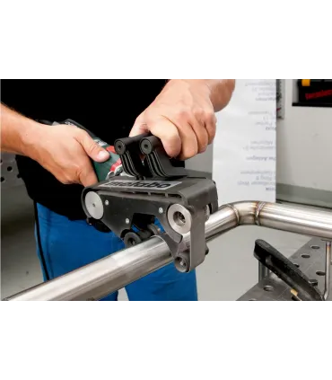 EQUIPO METABO LIJADORA CINTA PARA TUBOS Ø60 RBE9-60 SET 900W