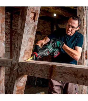 SIERRA SABLE METABO SSEP 18 LT BL 18V **SOLO CARCASA