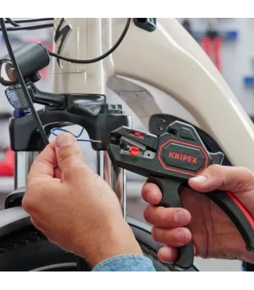 Pelacables autoajustable SINEX 12.180 0,2 a 6,0mm2