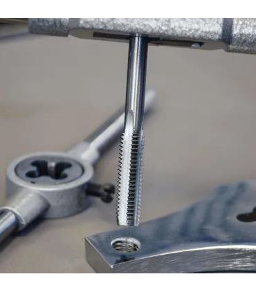 JUEGO MACHOS+COJINETES HOBBY M3 M12