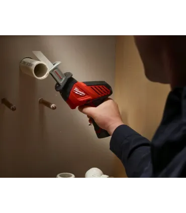 SIERRA SABLE MILWAKEE M12 C12HZ-0 SIN BATERIA