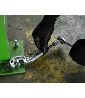 TRONZATUERCAS HUSILLO HIDRAULICO 22-41mm KUKKO 56-2