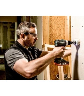 TALADRO PERCUTOR SB18LTBL, 2 BATERIAS Li-HD 18V-4,0Ah+ CARGADOR