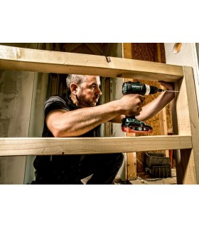 TALADRO PERCUTOR SB18LTBL, 2 BATERIAS Li-HD 18V-4,0Ah+ CARGADOR