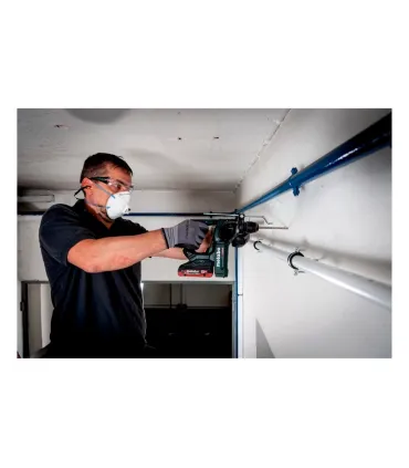 MARTILLO COMPACTO BHA18LTX-16 2 BATERIAS 2AH + CARGADOR