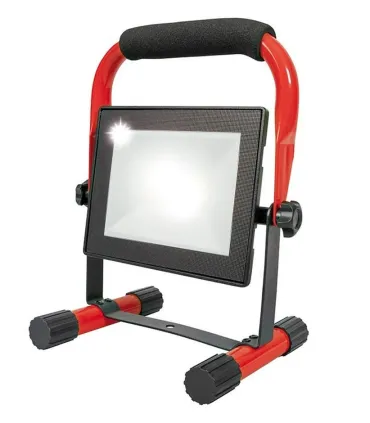 FOCO PROYECTOR LED 30W 3300 LUMENS IP65 CON SOPORTE SUELO