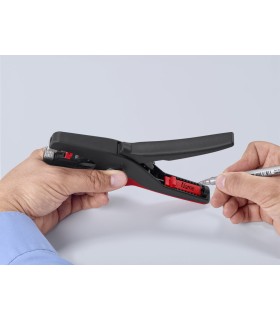 ALICATE PELACABLES AUTOMATICO 12.52 0,08-16mm2