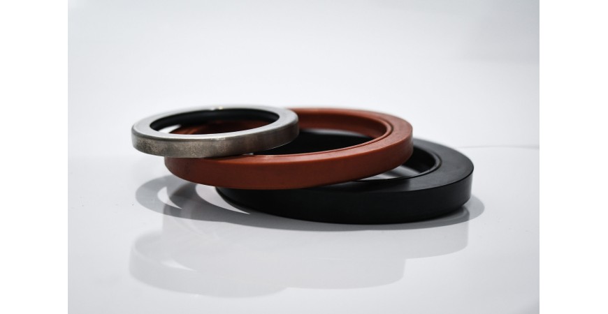 RETENES DE ACEITE Y GRASA: PROTECCIÓN Y SELLADO EN SISTEMAS MECÁNICOS  